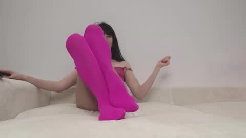 MissMagicLegs online show from 2, 3, 2025