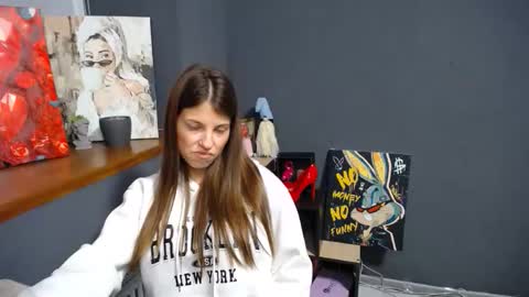 Gloria online show from 9, 10, 2025