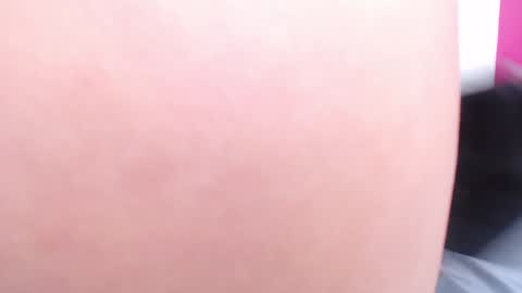 tiny_whore18 online show from 7, 1, 2025