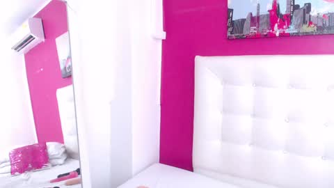 tiny_whore18 online show from 3, 2, 2025