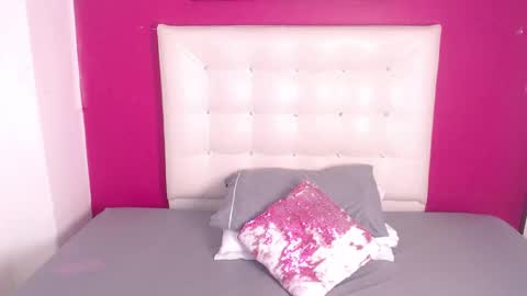 tiny_whore18 online show from 18, 9, 2025