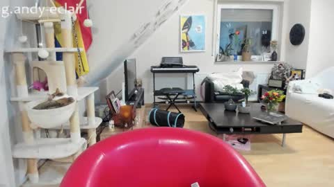 Tiny online show from 15, 9, 2025