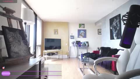 stage Kylie Sinner  brand CLITBAIT online show from 20, 3, 2026