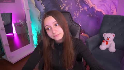Snapshot of tinynataliee chatting on 21, 4, 2026 tinynataliee online show from 21, 4, 2026