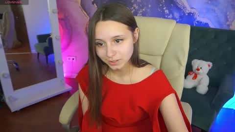 Snapshot of tinynataliee chatting on 23, 4, 2026 tinynataliee online show from 23, 4, 2026