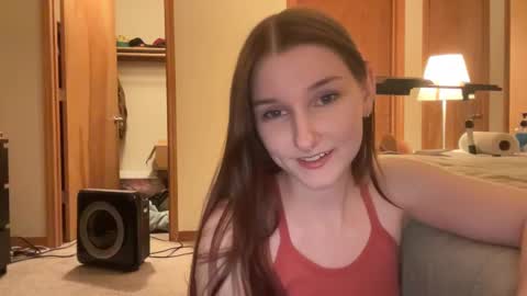 Snapshot of tinytittytia chatting on 3, 10, 2025 Tia online show from 3, 10, 2025