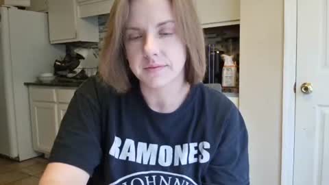 tinywithtiddies online show from 26, 10, 2025