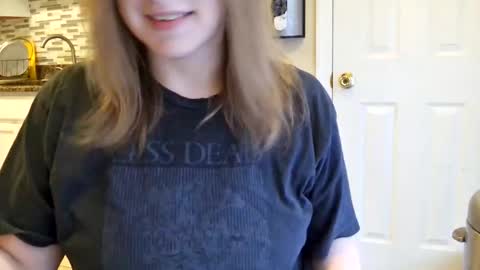 Snapshot of tinywithtiddies chatting on 13, 3, 2026 tinywithtiddies online show from 13, 3, 2026