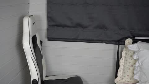 Lili online show from 6, 10, 2025