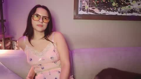 Tipsy Daisy online show from 9, 2, 2025