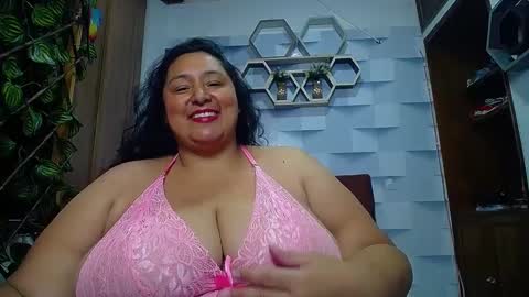 Snapshot of tistmature chatting on 19, 9, 2025 TISTMATURE online show from 19, 9, 2025