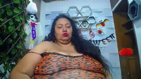 Snapshot of tistmature chatting on 23, 10, 2025 TISTMATURE online show from 23, 10, 2025