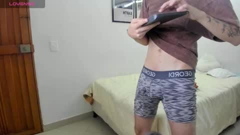 Snapshot of titan_volcano chatting on 1, 12, 2025 Titan Volcano online show from 1, 12, 2025