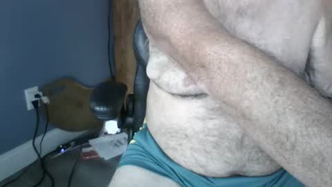 Snapshot of titman98 chatting on 15, 10, 2025 titman98 online show from 15, 10, 2025