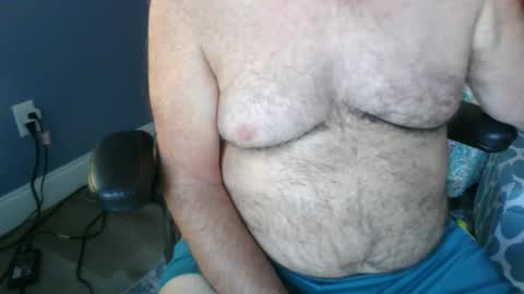 Snapshot of titman98 chatting on 13, 11, 2025 titman98 online show from 13, 11, 2025