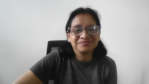 Snapshot of titssmall123 chatting on 11, 10, 2025 Ester online show from 11, 10, 2025