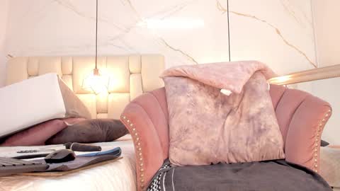 Tivizay online show from 20, 2, 2025