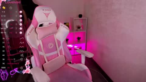 Snapshot of to_your chatting on 10, 2, 2025 2 GMT Mo Tu We Th Fr 10am-4am online show from 10, 2, 2025