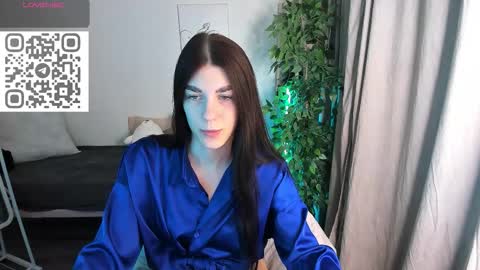 Snapshot of to_your chatting on 12, 9, 2025 2 GMT Mo Tu We Th Fr 10am-4am online show from 12, 9, 2025