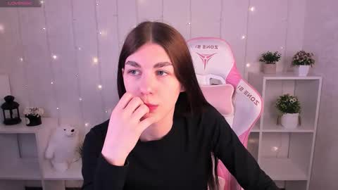 Snapshot of to_your chatting on 10, 2, 2026 2 GMT Mo Tu We Th Fr 10am-4am online show from 10, 2, 2026