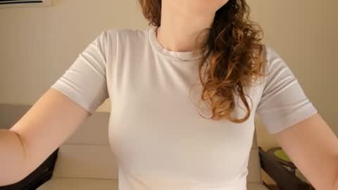 Snapshot of toasterwife chatting on 16, 6, 2026 toasterwife online show from 16, 6, 2026