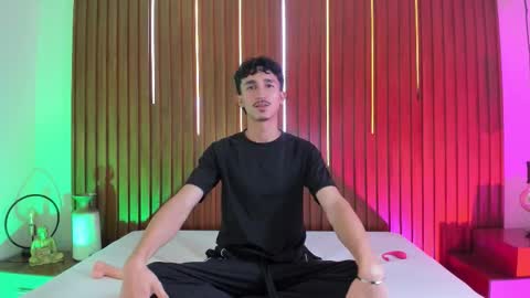 Tobias  online show from 13, 10, 2025