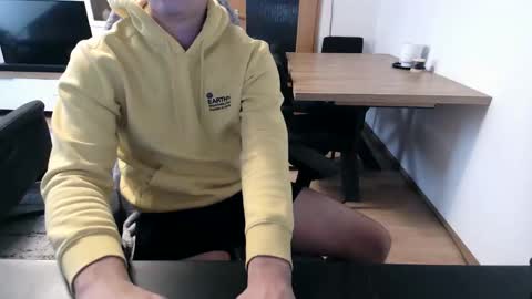 tobisk online show from 23, 11, 2025