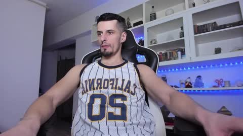 Todd online show from 8, 2, 2025