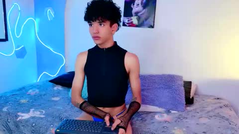 Snapshot of todoroki_g chatting on 2, 10, 2025 todoroki_g online show from 2, 10, 2025