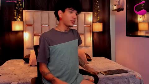 Snapshot of todoroki_g chatting on 16, 10, 2025 todoroki_g online show from 16, 10, 2025