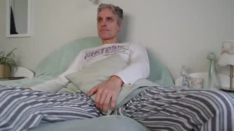 Snapshot of toffmen chatting on 25, 12, 2024 Daniel Bisexual uncut 20cm online show from 25, 12, 2024