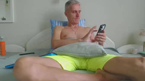 Snapshot of toffmen chatting on 13, 9, 2025 Daniel Bisexual uncut 20cm online show from 13, 9, 2025
