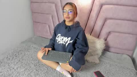 Snapshot of tokyo_royal chatting on 3, 2, 2026 tokyo_royal online show from 3, 2, 2026