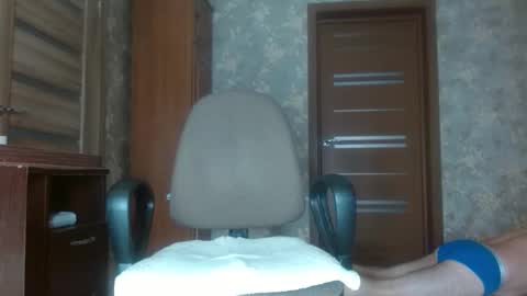 Snapshot of tolianuch chatting on 23, 4, 2026 Huligan online show from 23, 4, 2026