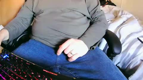 tolon408472 online show from 26, 2, 2025