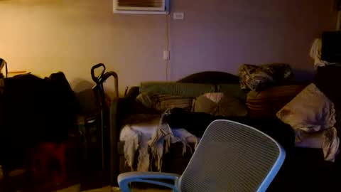 tom112292014 online show from 15, 9, 2025