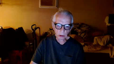 tom112292014 online show from 8, 10, 2025