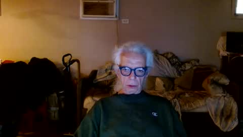 Snapshot of tom112292014 chatting on 24, 5, 2026 tom112292014 online show from 24, 5, 2026