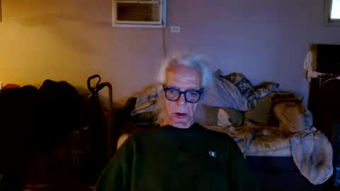 Snapshot of tom112292014 chatting on 25, 5, 2026 tom112292014 online show from 25, 5, 2026