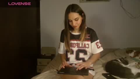 Snapshot of tom316972 chatting on 13, 6, 2026 Flor online show from 13, 6, 2026