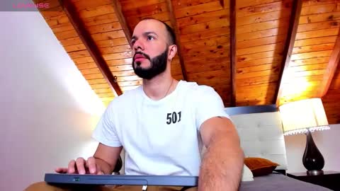   online show from 1, 11, 2025