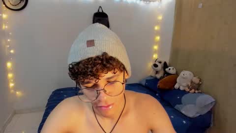 Tom Blue online show from 27, 11, 2025