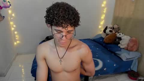 Tom Blue online show from 17, 12, 2025