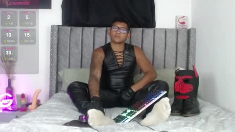 Tom online show from 15, 1, 2025