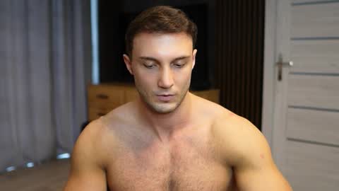 Snapshot of tom_fordd chatting on 10, 9, 2025 Tom online show from 10, 9, 2025