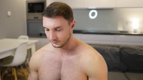 Snapshot of tom_fordd chatting on 19, 11, 2025 Tom online show from 19, 11, 2025