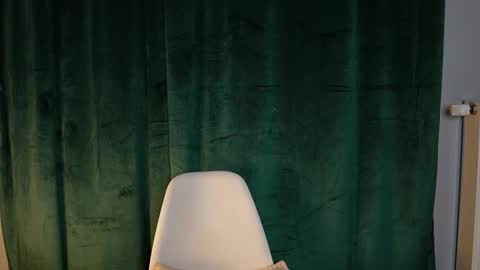 Tom online show from 17, 3, 2026