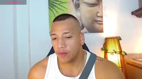 Tom muscle1 online show from 19, 1, 2025