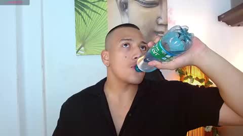 Tom muscle1 online show from 23, 1, 2025