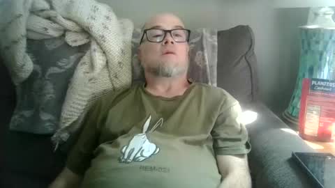 Snapshot of tom_nsfw chatting on 13, 7, 2026 tom online show from 13, 7, 2026